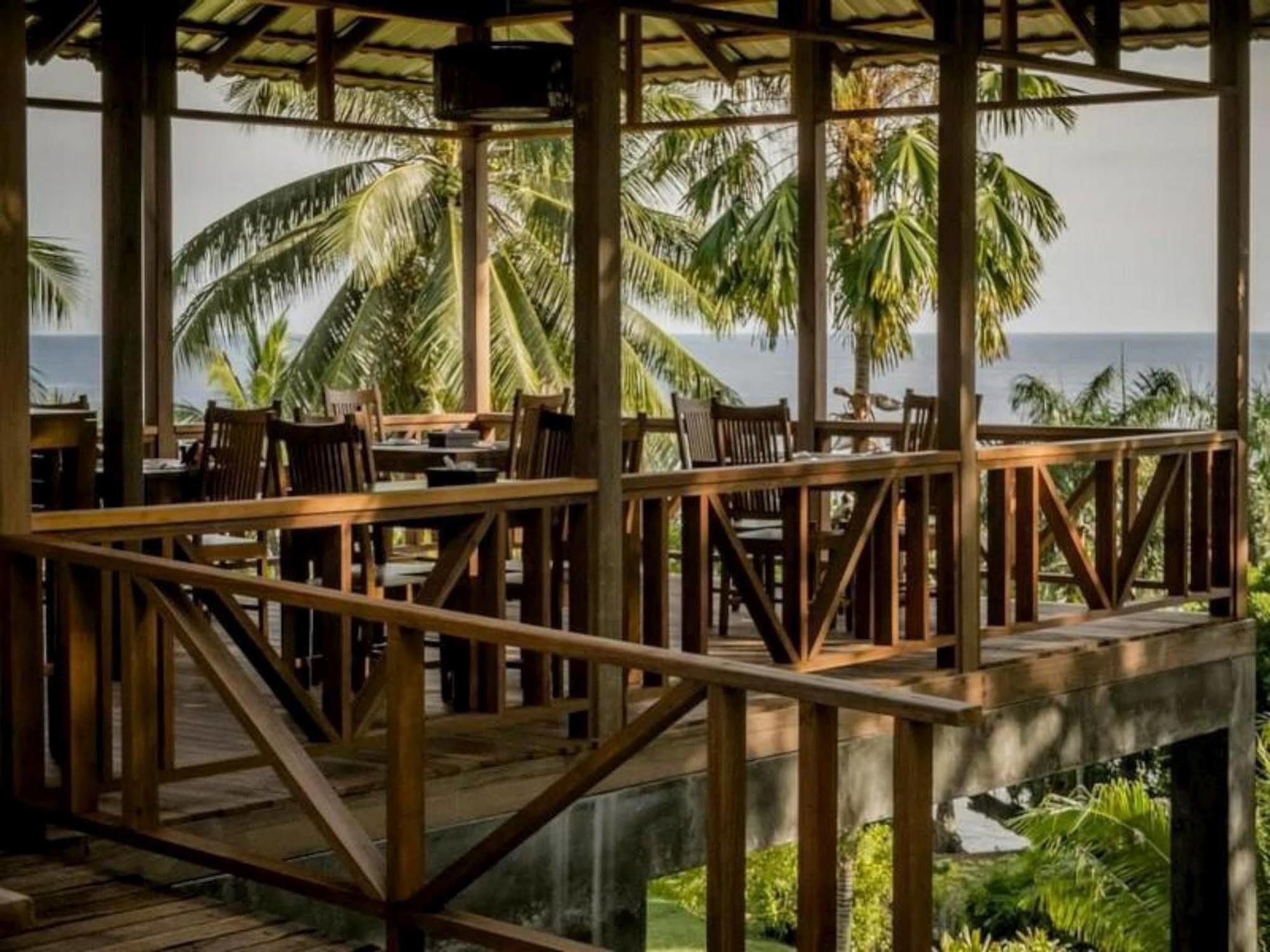 Janji Laut Resort Tanahwangko Exteriér fotografie