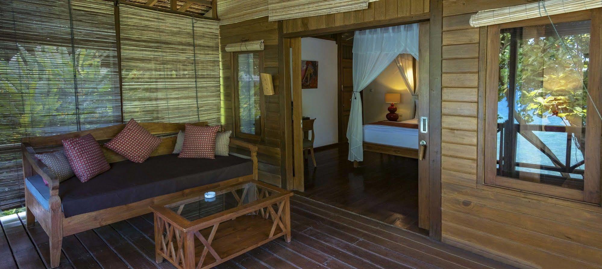 Janji Laut Resort Tanahwangko Exteriér fotografie